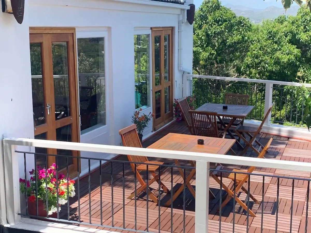 Oceangolf Guest House Noordhoek